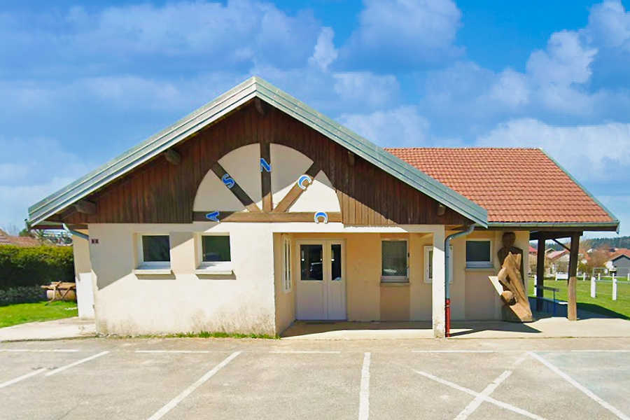 Vestiaire-Noel-Cerneux